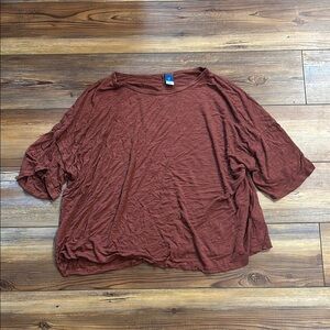 Women's Rust Top